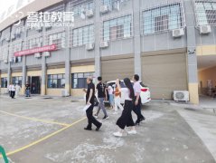 热烈欢迎汉台区工商联来考拉教育指导工作